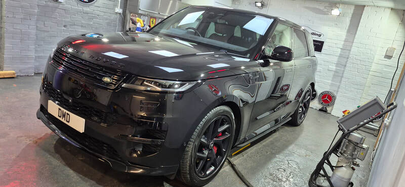 Obsidian Black Range Rover Sport after two-stage machine polish and ceramic coating in Paisley at DMD Car Detailing near Glasgow