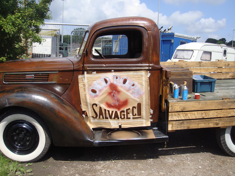 Sign-Painting our 1941 Ford Truck