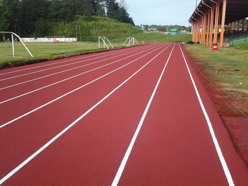 Pista de Atletismo Pisando Fuerte